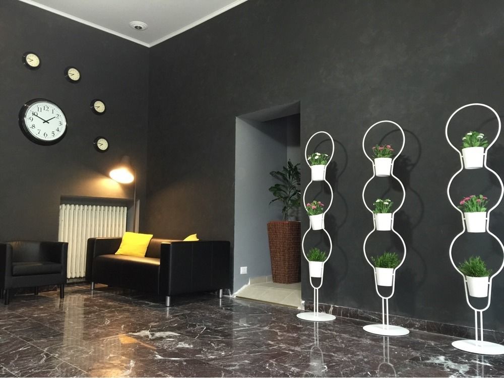 Hotel Moderno Lecco Exteriör bild
