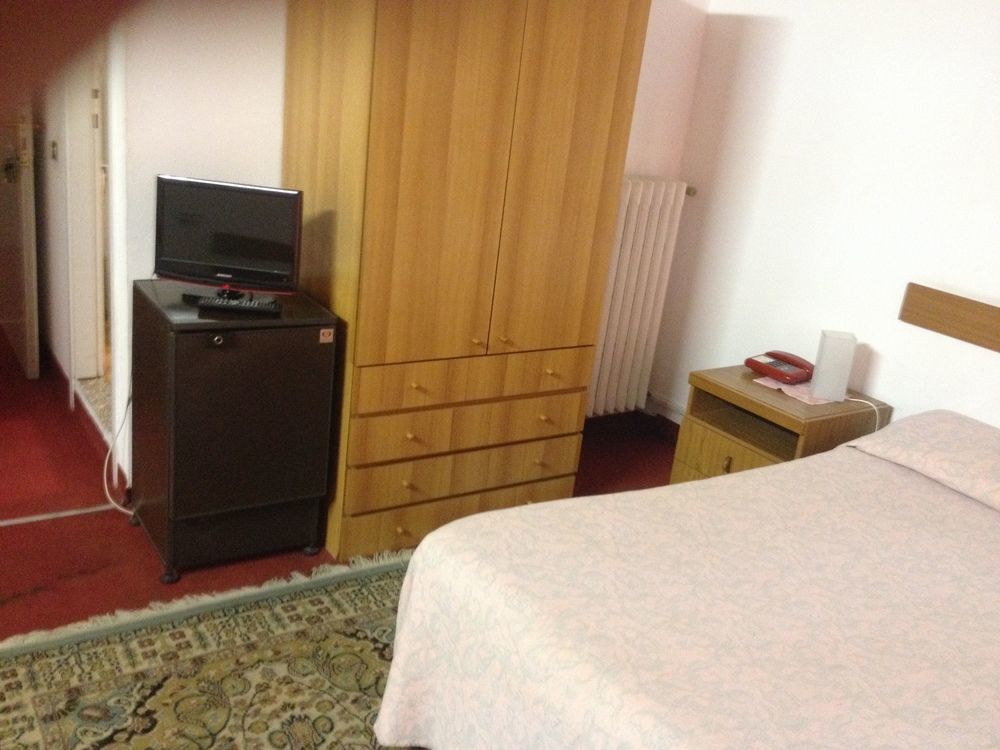 Hotel Moderno Lecco Exteriör bild