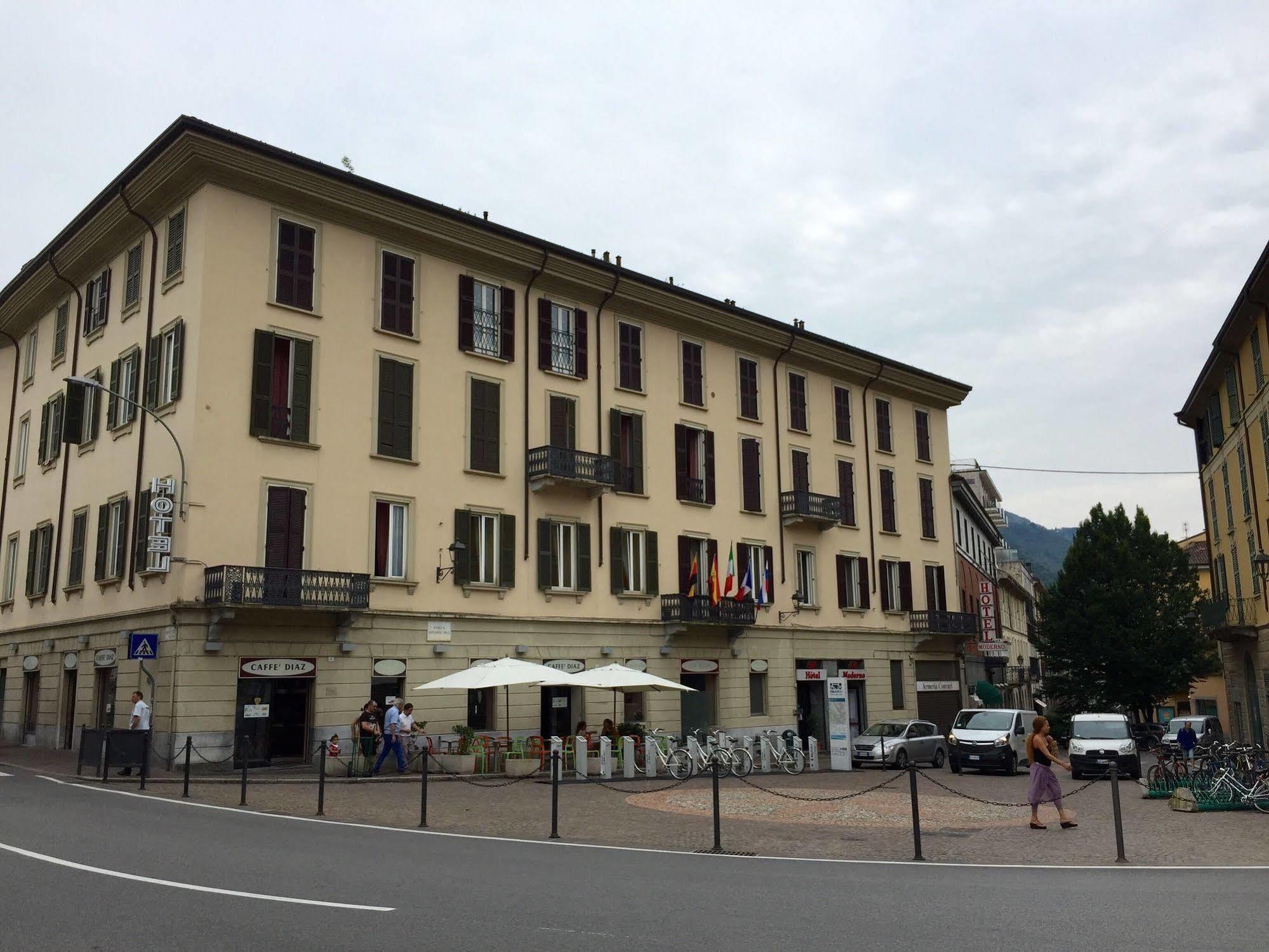 Hotel Moderno Lecco Exteriör bild